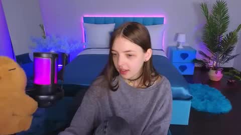 Lili Bakery online show from October 17, 4:59 am