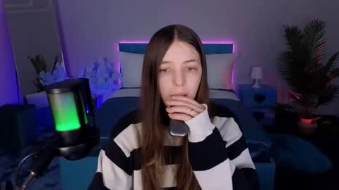 Lili Bakery online show from December 22, 2:41 am