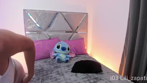 Snapshot of lilicopper__ chatting on May 9, 3:34 am online show from May 9, 3:34 am