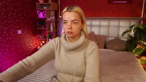 Lilie online show from February 17, 3:20 pm