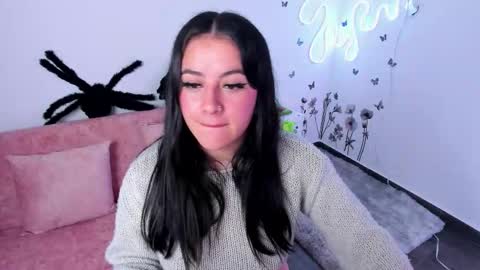 Lilie  online show from January 14, 9:42 pm