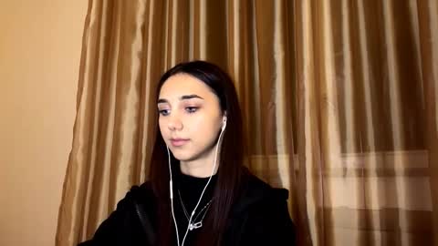 Snapshot of lilihalvorsen chatting on November 7, 10:10 pm Lina online show from November 7, 10:10 pm