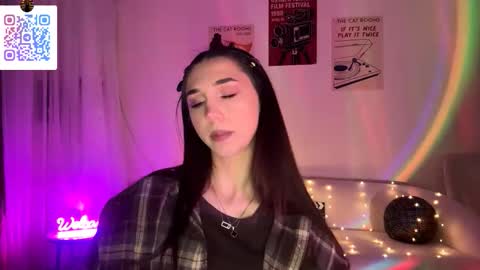 Lina online show from March 17, 10:35 pm