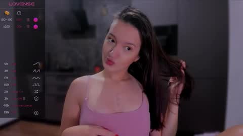 Snapshot of lililaluna chatting on November 1, 5:59 pm             ...  online show from November 1, 5:59 pm