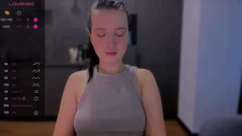 Snapshot of lililaluna chatting on November 11, 1:00 pm ... online show from November 11, 1:00 pm