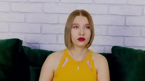 LiliLinn online show from February 3, 5:07 am