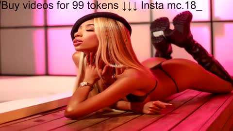 Lili  online show from December 21, 5:58 am