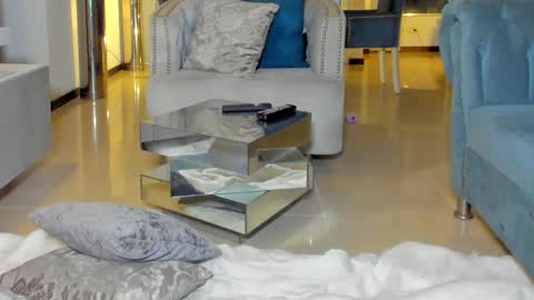 Snapshot of lilipinkette chatting on March 5, 4:08 am Lili online show from March 5, 4:08 am