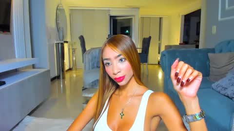 Snapshot of lilipinkette chatting on March 17, 4:17 am Lili online show from March 17, 4:17 am