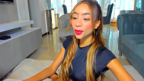 Snapshot of lilipinkette chatting on March 29, 10:32 pm Lili online show from March 29, 10:32 pm