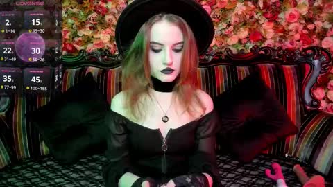 lilit_el_ online show from December 19, 7:59 am