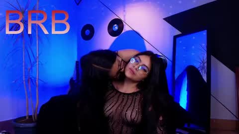 Lilith and Khloe  online show from October 7, 11:18 am