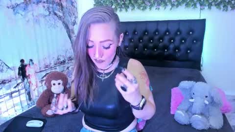 lilith draven online show from February 25, 6:06 pm