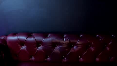 Snapshot of lilith_levonee_ chatting on December 13, 9:52 pm Lilith online show from December 13, 9:52 pm