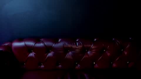 Snapshot of lilith_levonee_ chatting on December 14, 12:55 am Lilith online show from December 14, 12:55 am