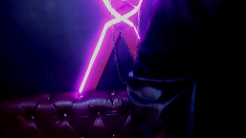 Snapshot of lilith_levonee_ chatting on January 4, 2:46 am Lilith online show from January 4, 2:46 am