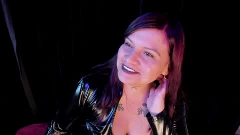 Snapshot of lilith_levonee_ chatting on January 21, 5:49 am Lilith online show from January 21, 5:49 am