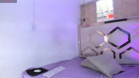 lilith_libelula online show from June 29, 12:05 pm