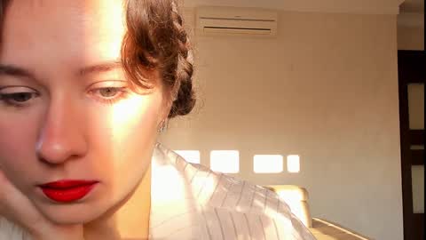 Snapshot of lilith_lutherlow chatting on December 2, 10:39 am lilith online show from December 2, 10:39 am