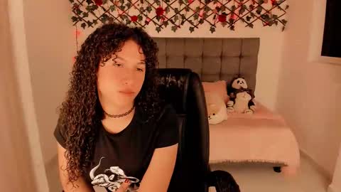 lilith_miller21 online show from January 15, 7:50 pm