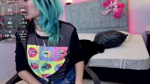 Snapshot of lilith_morgan01 chatting on October 14, 12:17 pm lilith_morgan01 online show from October 14, 12:17 pm