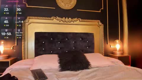 Snapshot of lilith_naugthy chatting on March 2, 11:39 am Lilith online show from March 2, 11:39 am