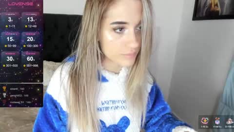 Snapshot of lilith_parker chatting on February 23, 2:35 pm Lilith Parker online show from February 23, 2:35 pm