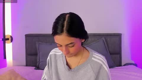 Snapshot of lilith_petit_ chatting on June 23, 12:36 pm Lili petit online show from June 23, 12:36 pm