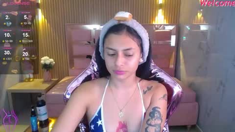Snapshot of lilith_petit_sub chatting on March 7, 3:19 am Lilith  online show from March 7, 3:19 am