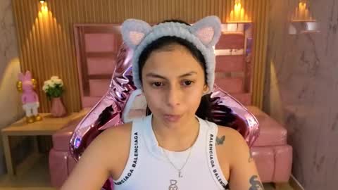 Snapshot of lilith_petit_sub chatting on October 7, 3:47 am Lilith  online show from October 7, 3:47 am