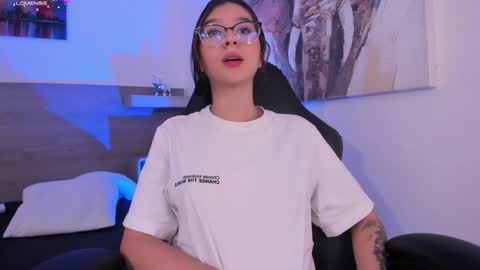 lilith_sage_ online show from January 31, 6:14 pm