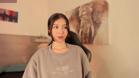 lilith_sage_ online show from February 5, 11:55 am