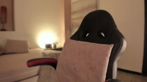 lilith_sage_ online show from October 2, 11:39 am