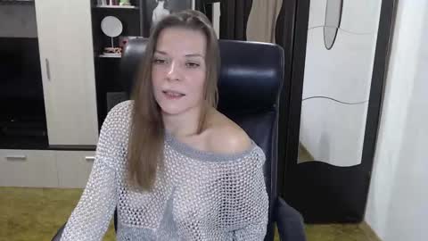 lilith small21 online show from October 12, 9:19 am