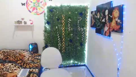 Snapshot of lilithaurora chatting on April 30, 12:55 pm lilithaurora online show from April 30, 12:55 pm