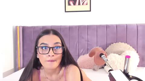 Lily online show from February 10, 6:24 pm