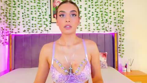 Lily online show from January 13, 10:09 am