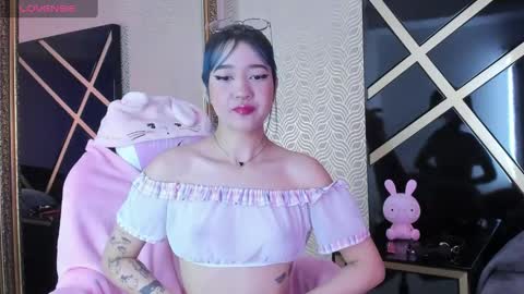 Lilith online show from December 20, 8:23 pm