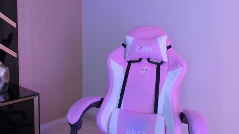 Lilith online show from March 4, 8:16 pm