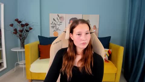 Snapshot of lilithgloww chatting on November 15, 5:31 pm lilithgloww online show from November 15, 5:31 pm