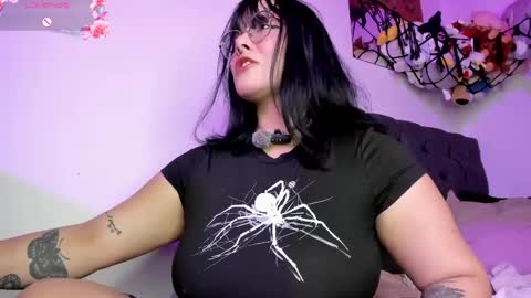 Lilithh Kuro online show from May 1, 12:48 am