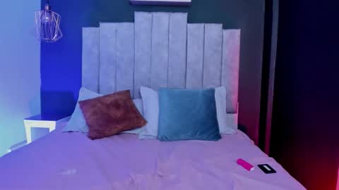 Lili  online show from January 14, 7:08 pm