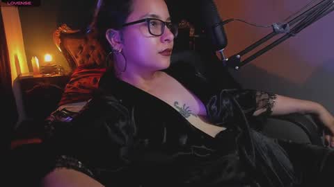 Snapshot of lilithmystic01 chatting on February 5, 11:17 pm lilithmystic01 online show from February 5, 11:17 pm