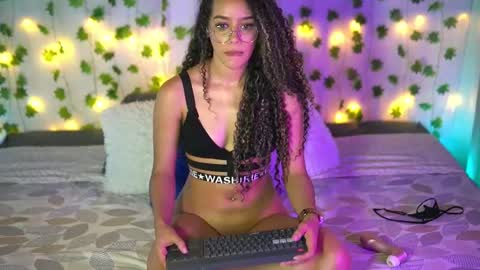 LilithOnyx online show from February 13, 2:56 am