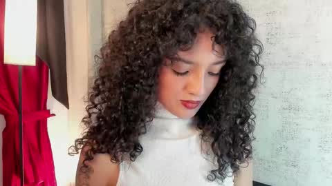 Snapshot of lilithsteinberg chatting on February 5, 6:23 pm jessi 3 online show from February 5, 6:23 pm