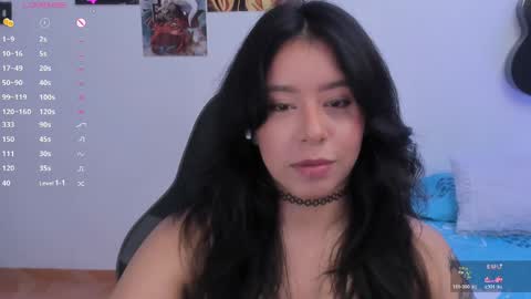 Snapshot of lilithwallkeer chatting on May 10, 7:35 am Maria online show from May 10, 7:35 am