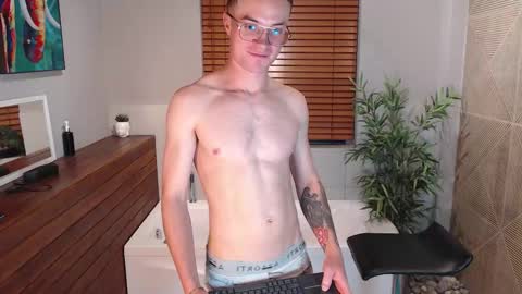 Lil James online show from November 15, 9:11 pm