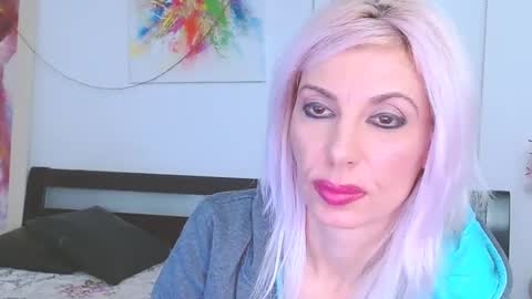 Lara online show from February 19, 2:55 am