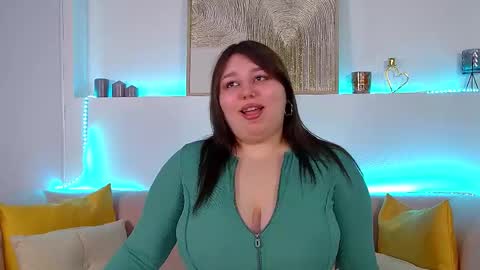 Snapshot of lillianhaig chatting on March 3, 7:06 pm LillianHaig online show from March 3, 7:06 pm