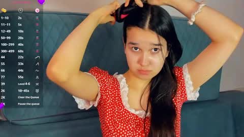 Celina Lillie online show from April 9, 5:29 pm